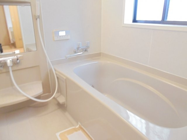 中国分戸建の浴室