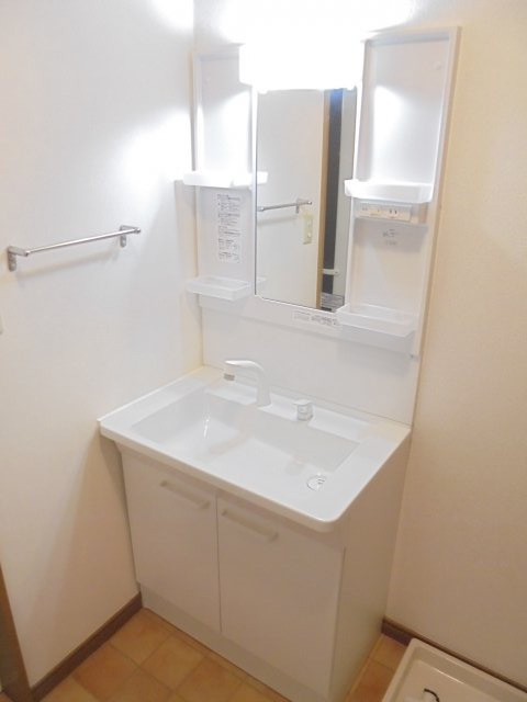 中国分戸建の独立洗面台