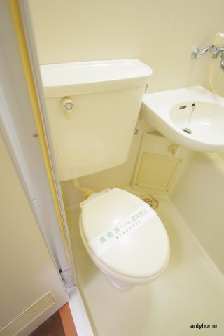 リバティー御幸　仲介手数料無料のトイレ