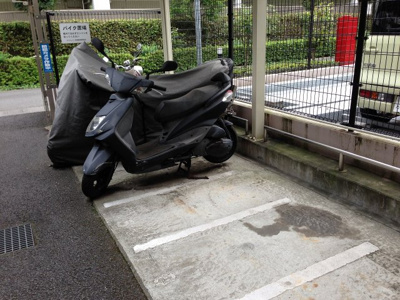 【その他共用部分】 | センチュリー武蔵新城 | バイク置場