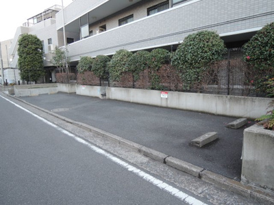 【駐車場】 | リーベスト上大岡 | 平置き駐車場