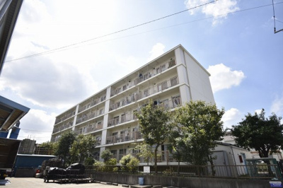 【外観】 | コスモ大倉山マンション | 横浜市営地下鉄ブルーライン「北新横浜」駅徒歩2分！