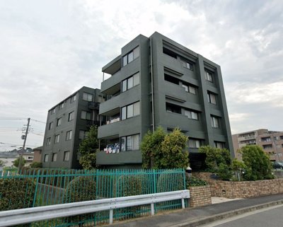 【外観】 | ゲインズノーブル中山クインテット | 角部屋・二面バルコニーにつき日照・通風良好！廊下側も人通りが少なくプライバシーを保てます♪