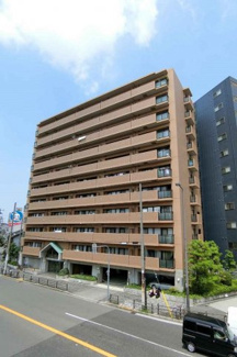 【外観】 | 「平成11年築」ローン返済目安、月々約68,408円（頭金0円、変動金利0.625％、返済期間35年、ボーナス払い無しで試算しています）