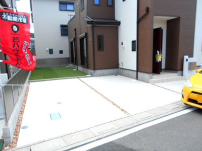 【駐車場】 | 新築さいたま市緑区美園 太陽光発電付 48坪 全4棟 2号棟 角地 | 駐車スペースもあります。角地ですっきり。年末年始対応します。さらに価格変更です。お電話下さい。