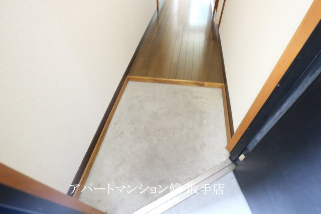 ラフォーレ白山の玄関