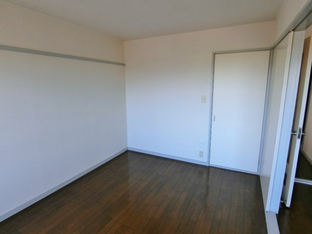 サクラハイツの洋室