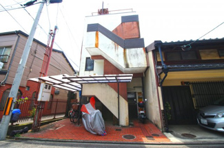 【外観】 |  （株）ゆいホームでは、ご購入・ご売却・住宅ローンなどのあらゆるご相談にお応えします。 《ファイナンシャルプランニング技能士 在籍》 もちろん相談は無料です！まずはお気軽にお電話下さい。