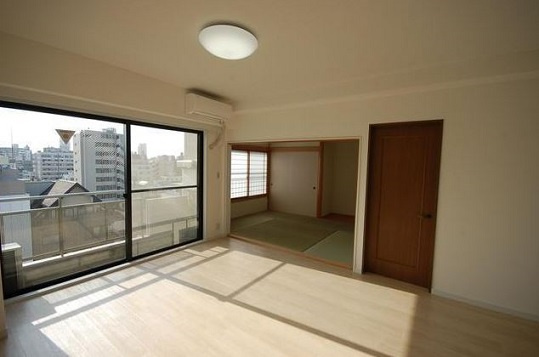 台東区千束３丁目の賃貸マンションのその他|リビング