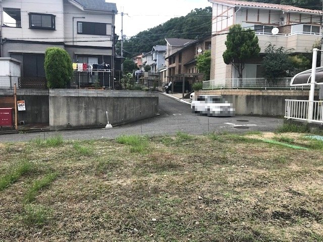 岩出市今中・土地・56547の前面道路含む現地写真