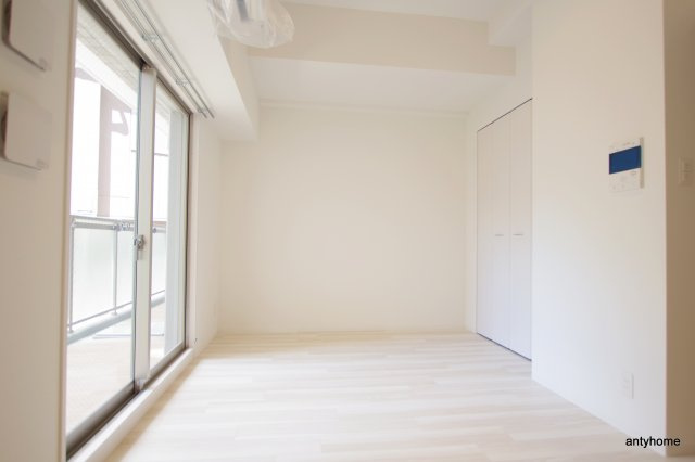 エスリード大阪城アクシス　仲介手数料無料の洋室