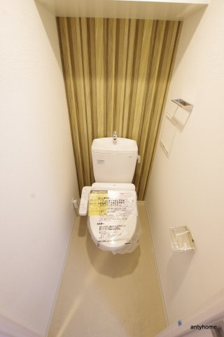 エスリード大阪城アクシス　仲介手数料無料のトイレ