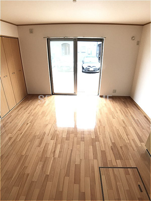 【居間・リビング】 | メゾネット椿中棟 | 使いやすい居間です
同型タイプ