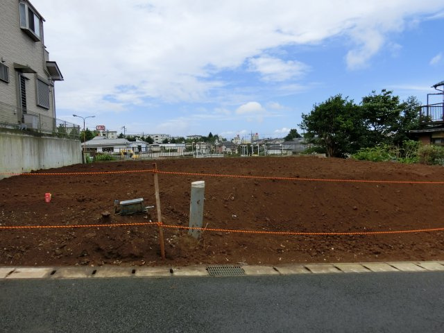 花見川区柏井１丁目　売地　全２区画　建築条件なし　約４２．８９坪の外観