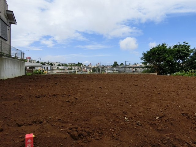 花見川区柏井１丁目　売地　全２区画　建築条件なし　約４２．８９坪の外観