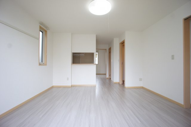 【居間・リビング】 | コンフォール７７