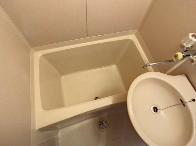 ビートルズハウスの浴室