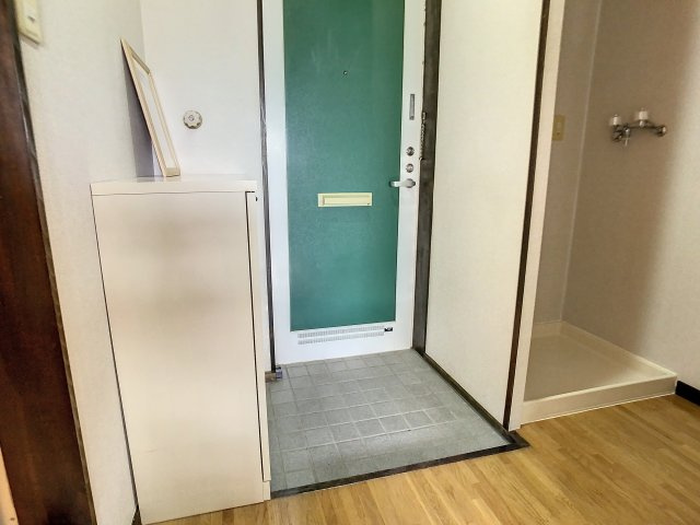 ビートルズハウスの玄関