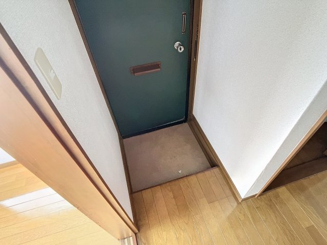 コーポさとうBの玄関