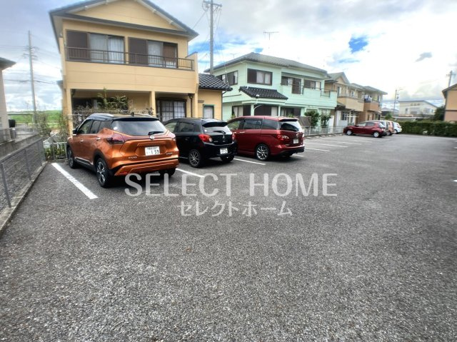 【駐車場】 | ジラソーレ | カースペースがあります