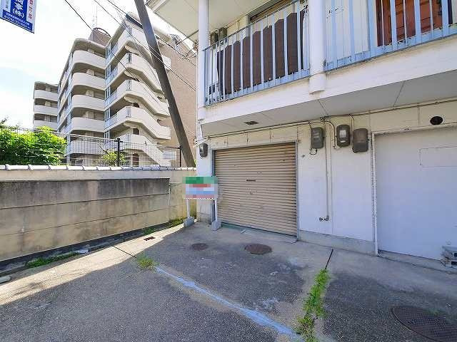 大安寺店舗の周辺