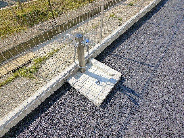 メゾンドココの設備|ペット用のシャワーもついてます。