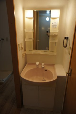 【独立洗面台】 | ファミールシャトル