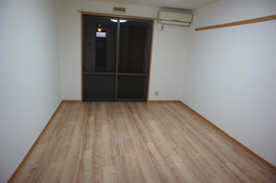 【洋室】 | ファミールシャトル