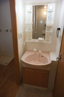 【独立洗面台】 | ファミールシャトル