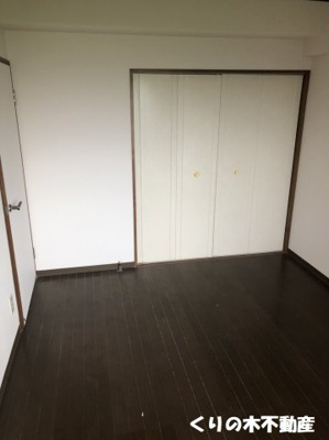 【寝室】 | ヴィラクラマス | 同タイプのお部屋です（現況を優先します）