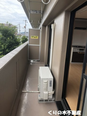 【バルコニー】 | ヴィラクラマス | 同タイプのお部屋です（現況を優先します）