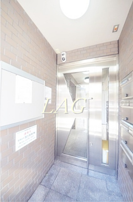 【エントランス】 | アークトゥルス  | エントランスです。