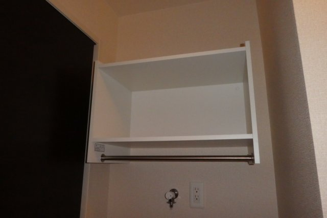 ＶＩＮＣＵＬＮＭ（ウィンクルム）Ｂの洗面所|洗濯機上棚