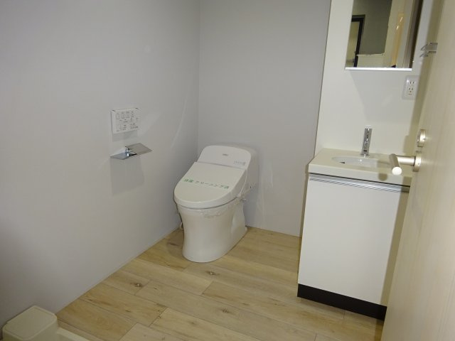 brightnewの洗面所|写真は303号室、同タイプになります