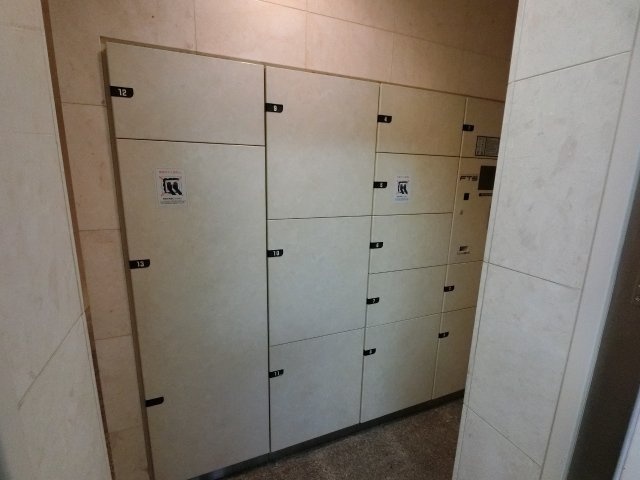 【エントランス】