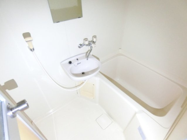 スカイ南花台の浴室