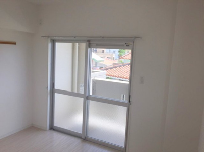 【洋室】 | ヒルトップクローバー | ※退去前の為、写真と現状が異なる場合がございます