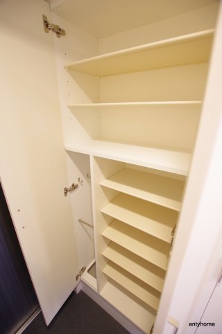 ファステート大阪上本町ソーレ　仲介手数料無料の収納