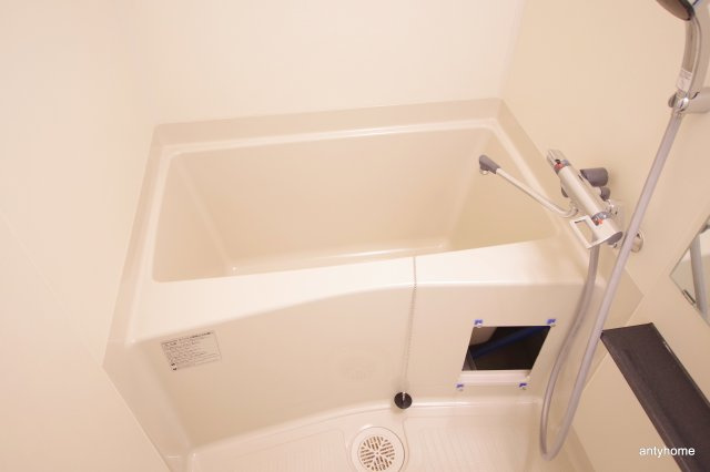 ファステート大阪上本町ソーレ　仲介手数料無料の浴室