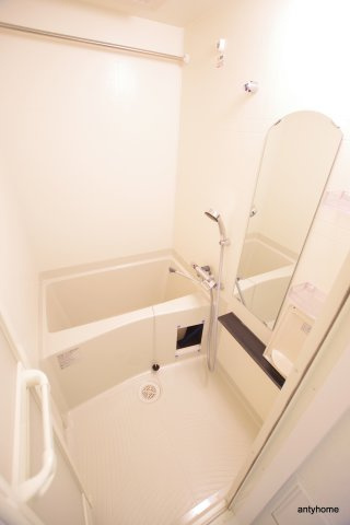 ファステート大阪上本町ソーレ　仲介手数料無料の浴室