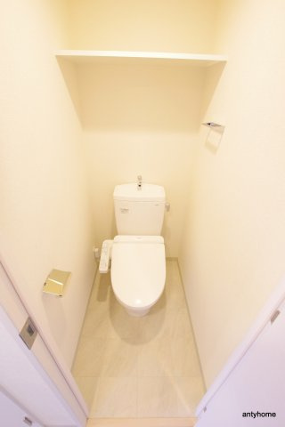 ファステート大阪上本町ソーレ　仲介手数料無料のトイレ