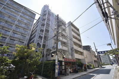 【外観】 | グランドメゾン青木橋 | 京急本線「神奈川」駅徒歩1分、JR・私鉄各線「横浜」駅平坦徒歩7分と好立地♪