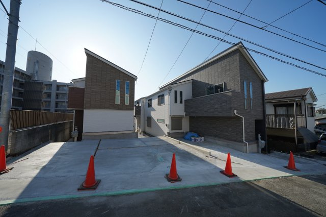 保土ヶ谷区仏向町　全３棟新築戸建【成約】の外観