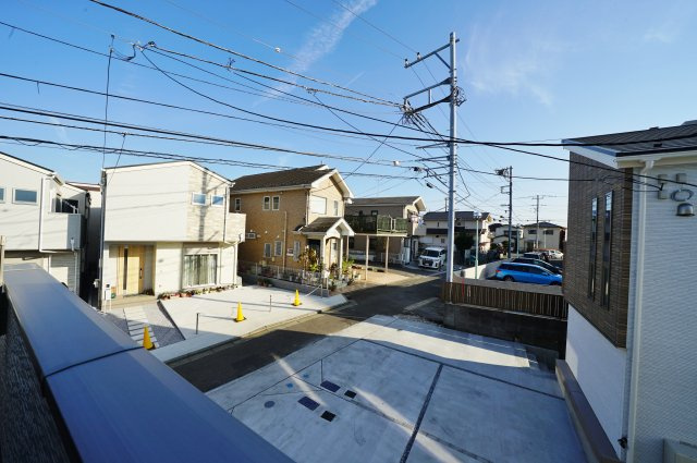 価格変更！保土ヶ谷公園徒歩２分。ＬＤＫ１８帖４ＬＤＫ。ＳＩＣ・ＦＡＣと収納豊富♪仏向町全３棟新築戸建の展望