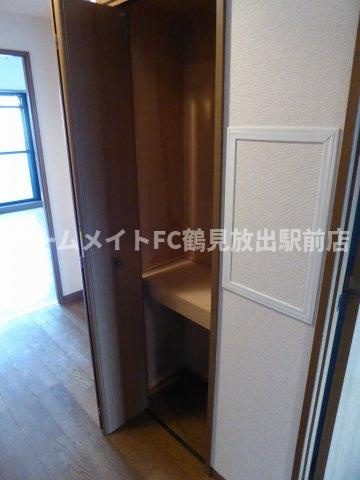 フルール鶴見緑地の収納