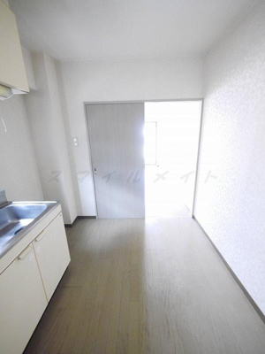  | クレールKANEKO