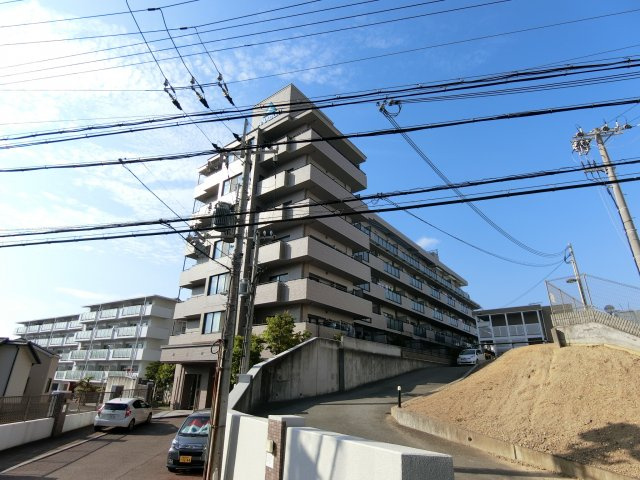 サーパス西明石の外観