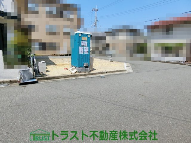 明石市第16魚住町西岡　新築戸建の前面道路含む現地写真