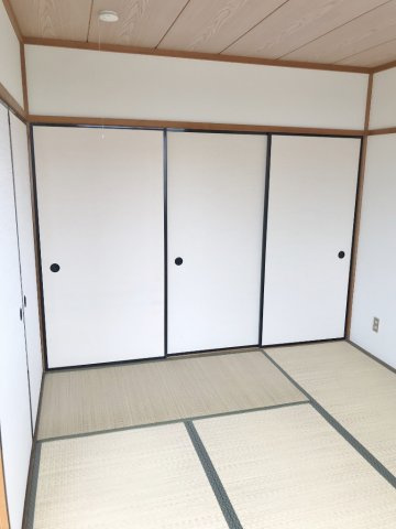 アベニュー片貝の和室