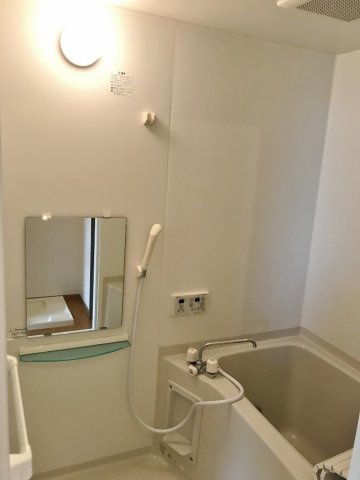 アベニュー片貝の浴室